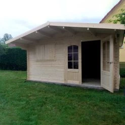 Abri De Jardin 19.98m² En Sapin Blanc FSC 40mm CHAMONIX IV + Shingles Rouges - SOLID 10 Abri De Jardin 19.98m² En Sapin Blanc FSC 40mm CHAMONIX IV + Shingles Rouges - SOLID -Nesling Magasin abri de jardin avec avancee 1998m en sapin blanc fsc 40mm chamonix iv 2