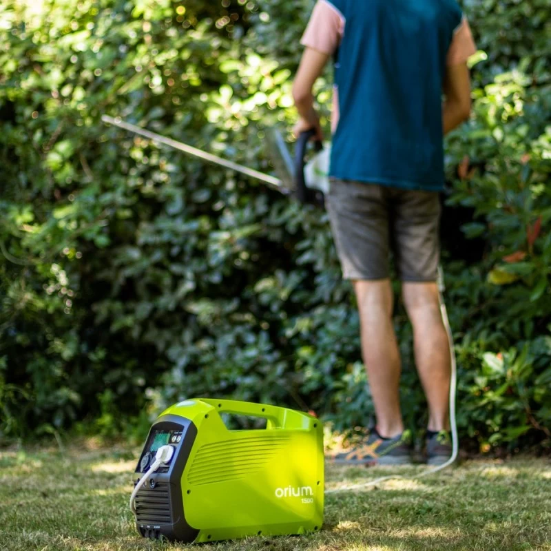 Pack Station D’énergie Portative Izywatt 1500Wh + Panneau Solaire Souple 120W 8 Pack Station D’énergie Portative Izywatt 1500Wh + Panneau Solaire Souple 120W – Image 6